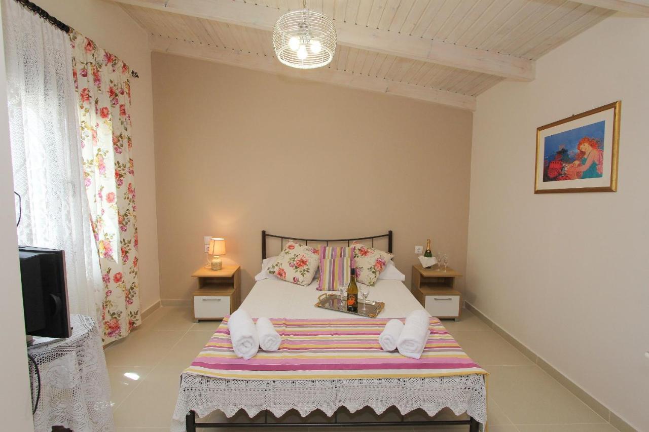Kouros resort Kalamákion Exterior foto