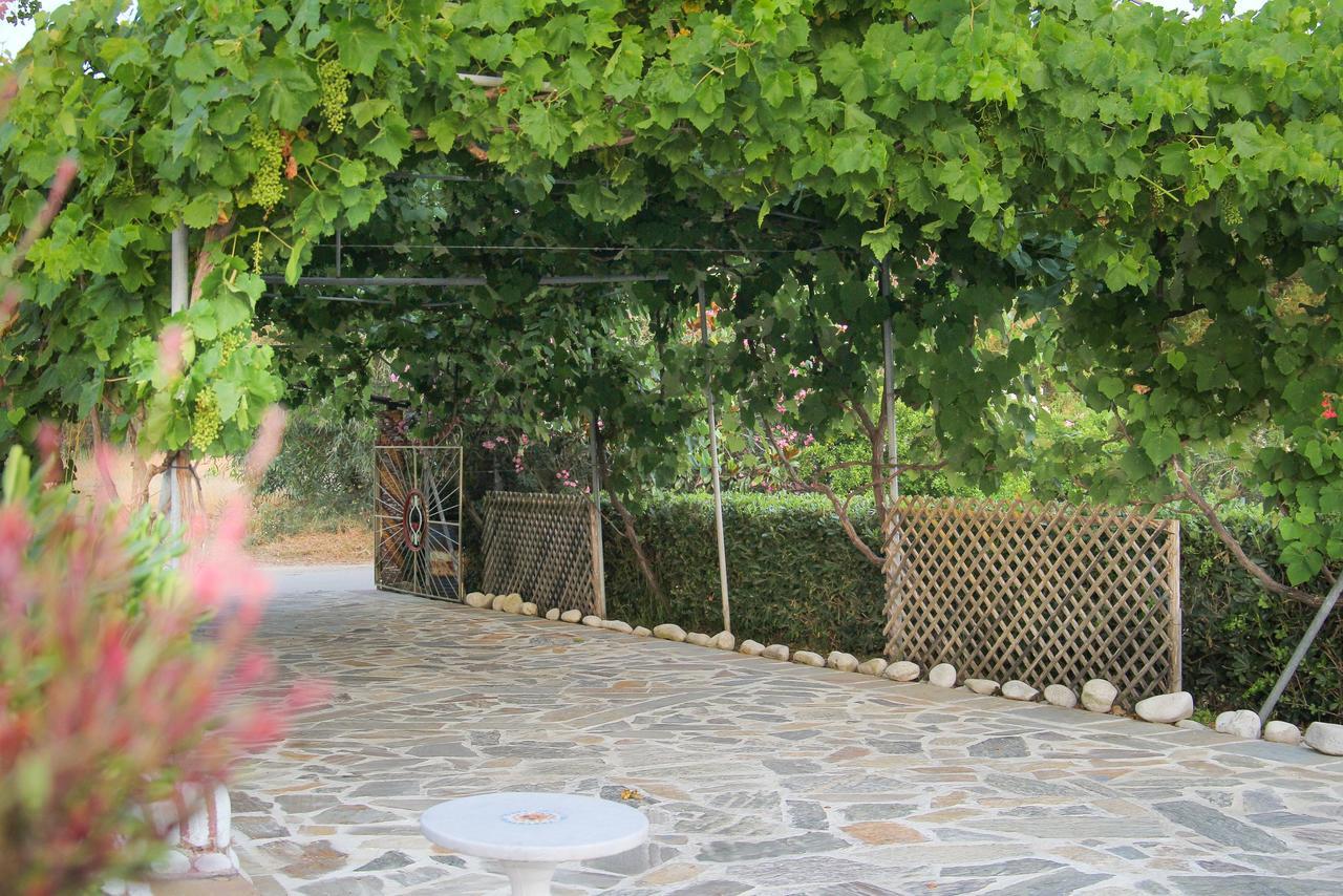 Kouros resort Kalamákion Exterior foto